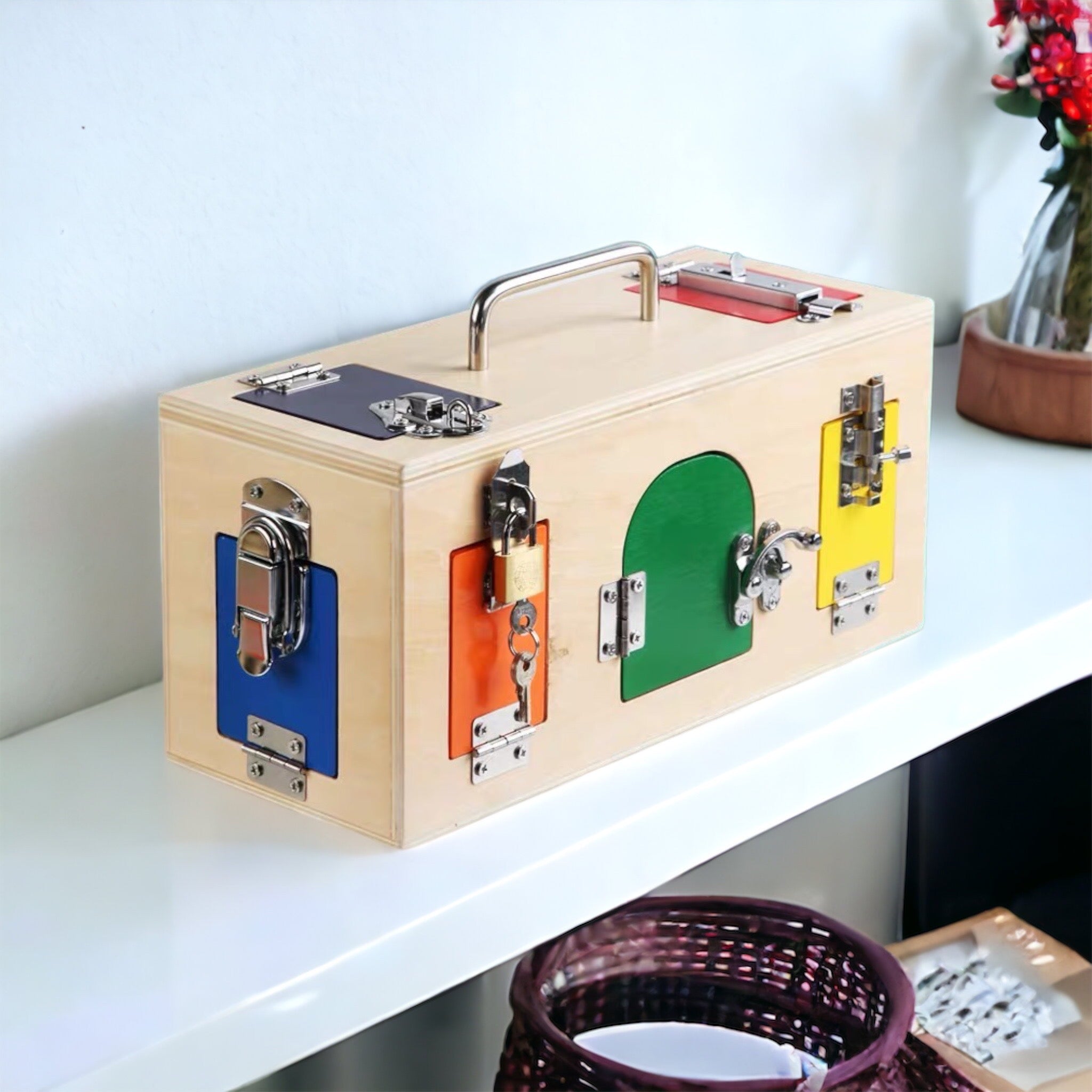 Wooden lock shop box toy