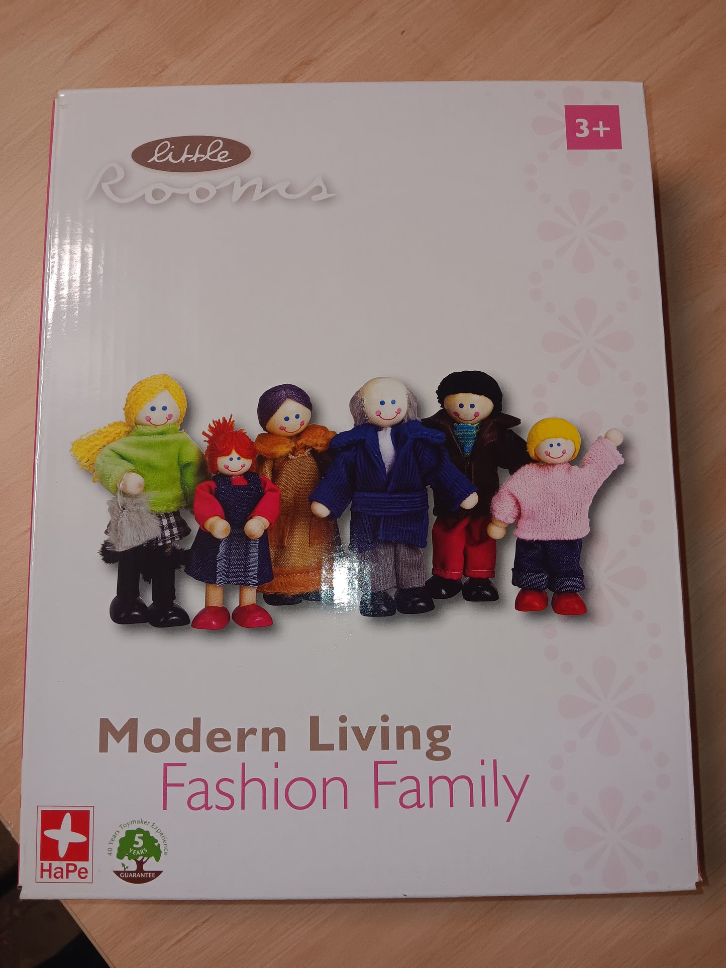 Wooden Doll Family set of 6