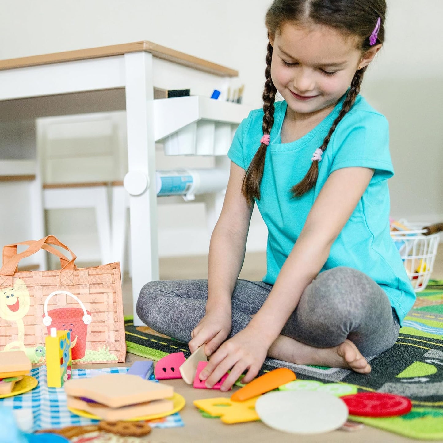 Melissa & Doug Blue’s Clues & You! Picnic Play Set