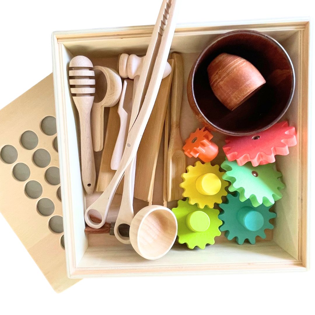 Kids Wooden Utensils Sensory Bin Tool Kit Playset with Tray & Gears