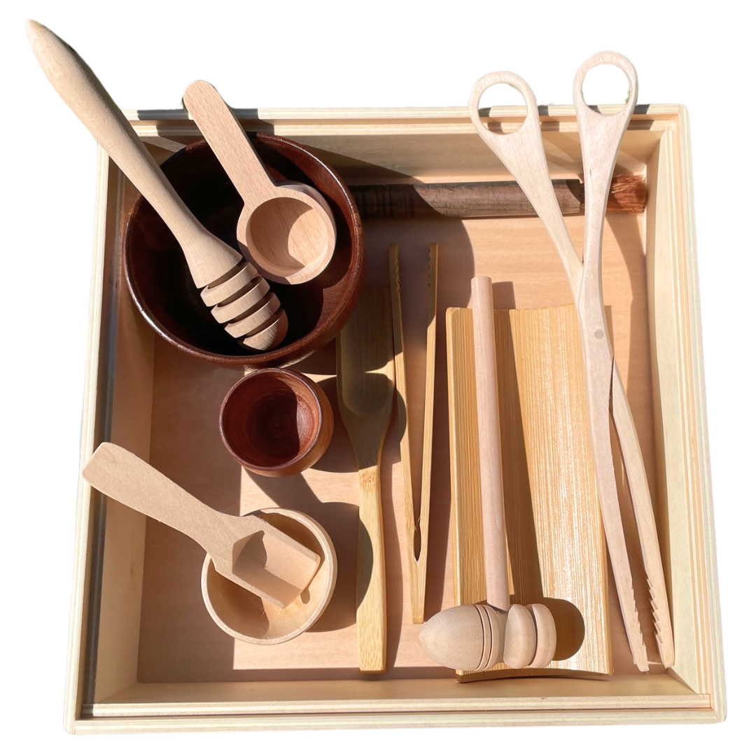 Kids Wooden Utensils Sensory Bin Tool Kit Playset with Tray & Gears