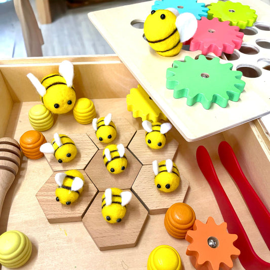 Beehive Bee Flower Cog Loose Parts Tray  Sensory play Bundle