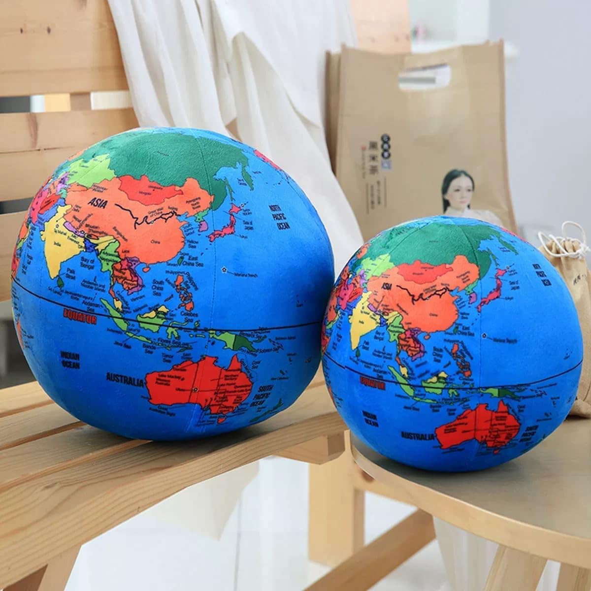 Large Simulation Globe Of The World Plush Stuffed Earth Ball 30cm