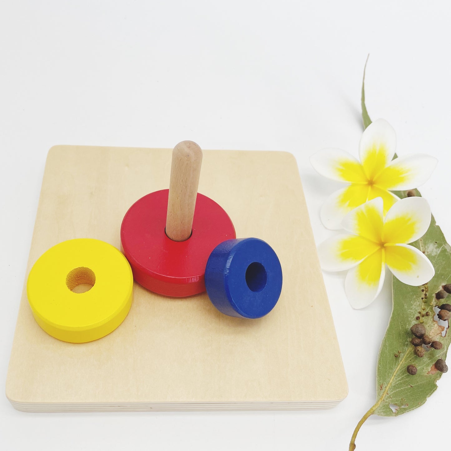 Montessori 3 Ring Column Stacker - HAPPY GUMNUT